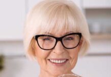 Latest Hairstyles for Older Women (4)